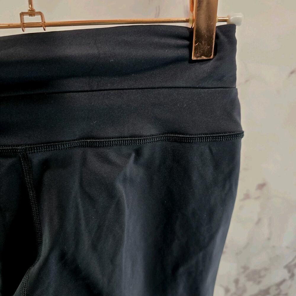 Peloton Leggings Womens Medium Black Mid Rise Crop Capri - Picture 8 of 9